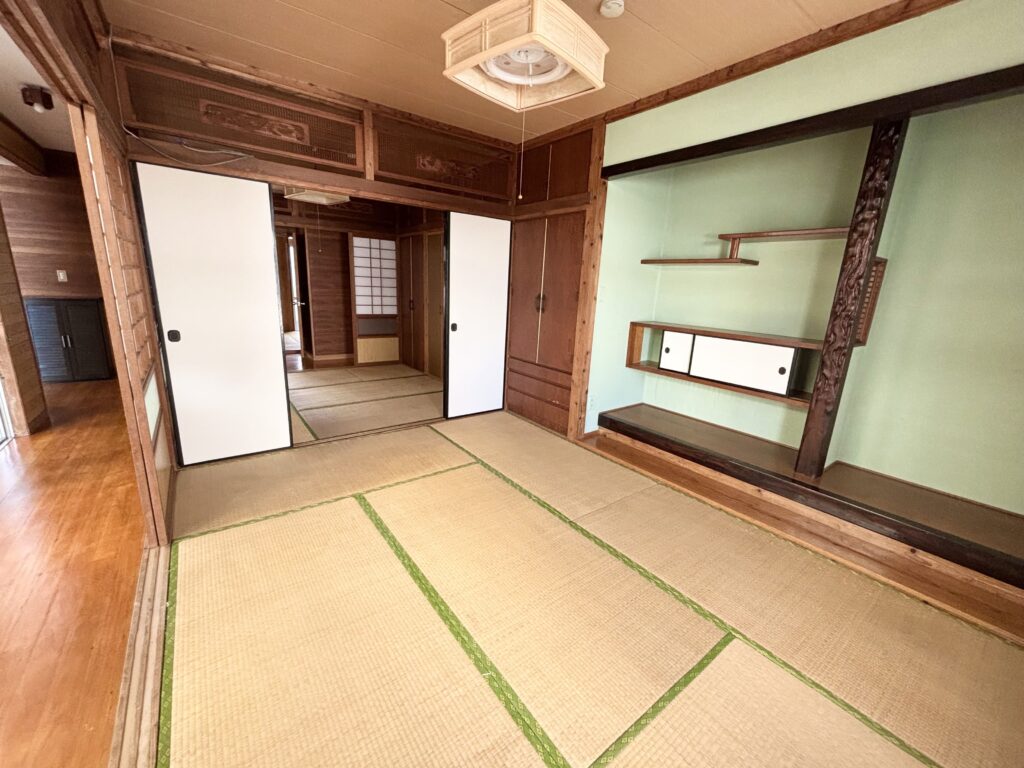 石垣島不動産　売却　売買　土地　建物　マンション　収益物件　投資物件　リゾート用地　事業用地　和室6帖